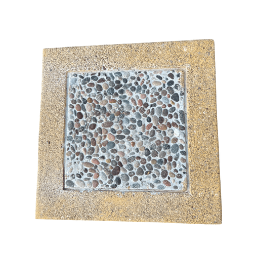 PASTELON VENTANA ALMENDRA 50x50CM x 4MM 1und